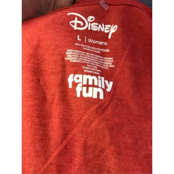 Vintage Toy Story USA Tee Red Crewneck Size L Women’s Never Worn - Picture 12 of 15